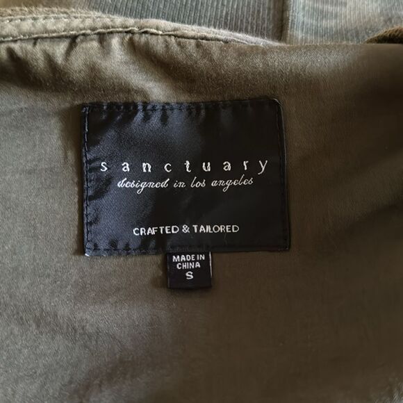 sanctuary (Anthropologie) camo hidden zip layered raw edge ruffle sleeve hoodie - Picture 9 of 9